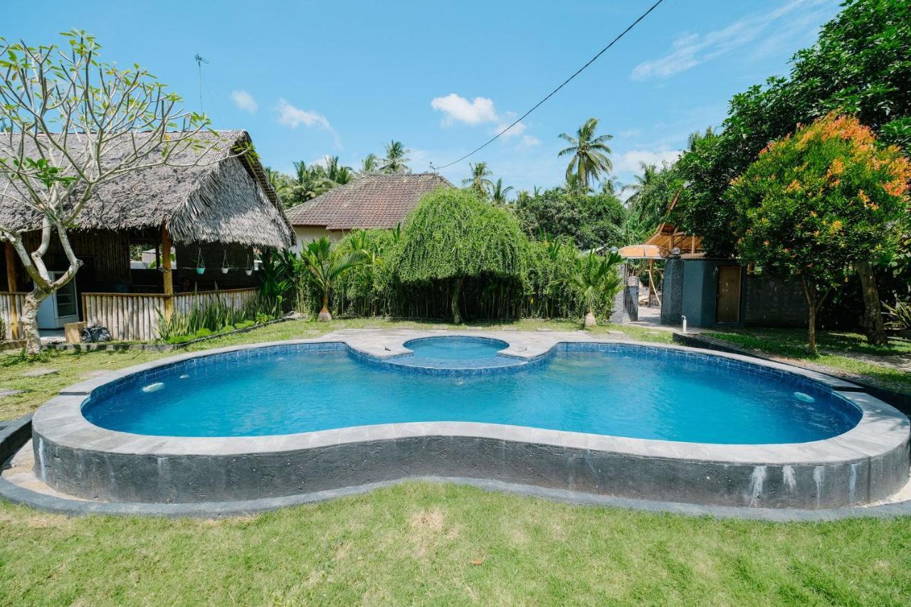 Adi Bungalow Nusa Penida Redpartner Ped Eksteriør bilde